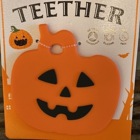 🎃MODERN BABY JACK-O-LANTERN SILICONE TEETHER - Picture 3 of 5